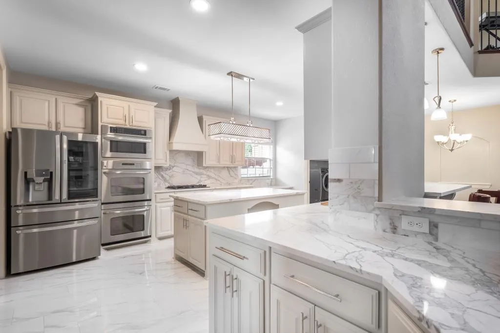 Kitchen Remodel Contractors Colleyville showcasing premium countertop installation and finishing details